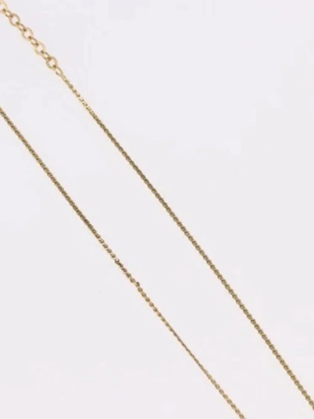 Dior brand	christian color	gold